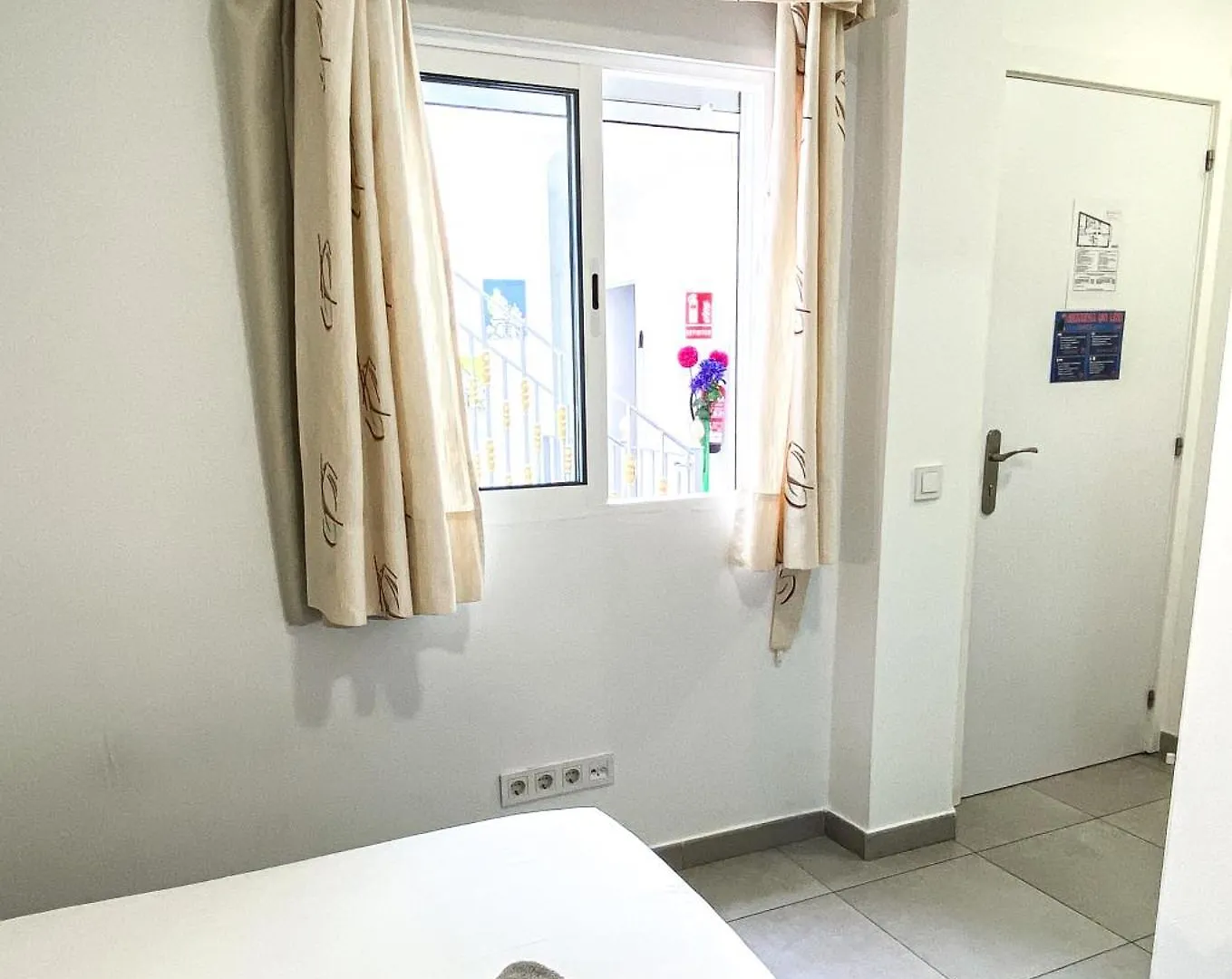 Hostal Bruselas Малага